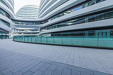 《最终幻想7：重生》中将首次添加游泳功能